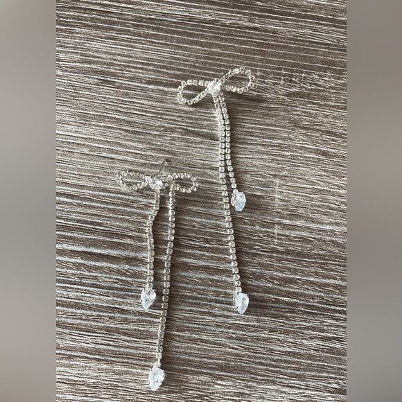 Bow drop rhinestone earrings A254 - Picture 3 of 4